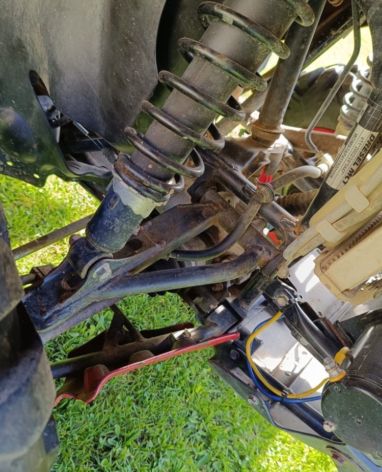 Suzuki kingquad 750i - 12