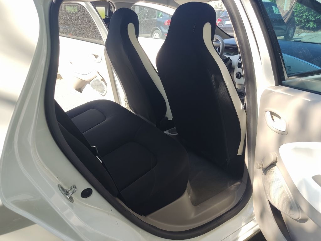 RENAULT ZOE elektromobil - 12