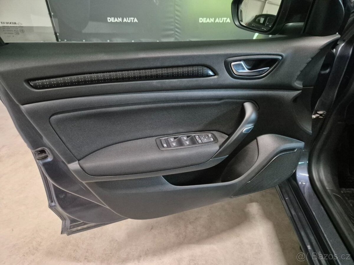 Renault Megane 1.5 DCI 81kw Manuál r.2017 - 12