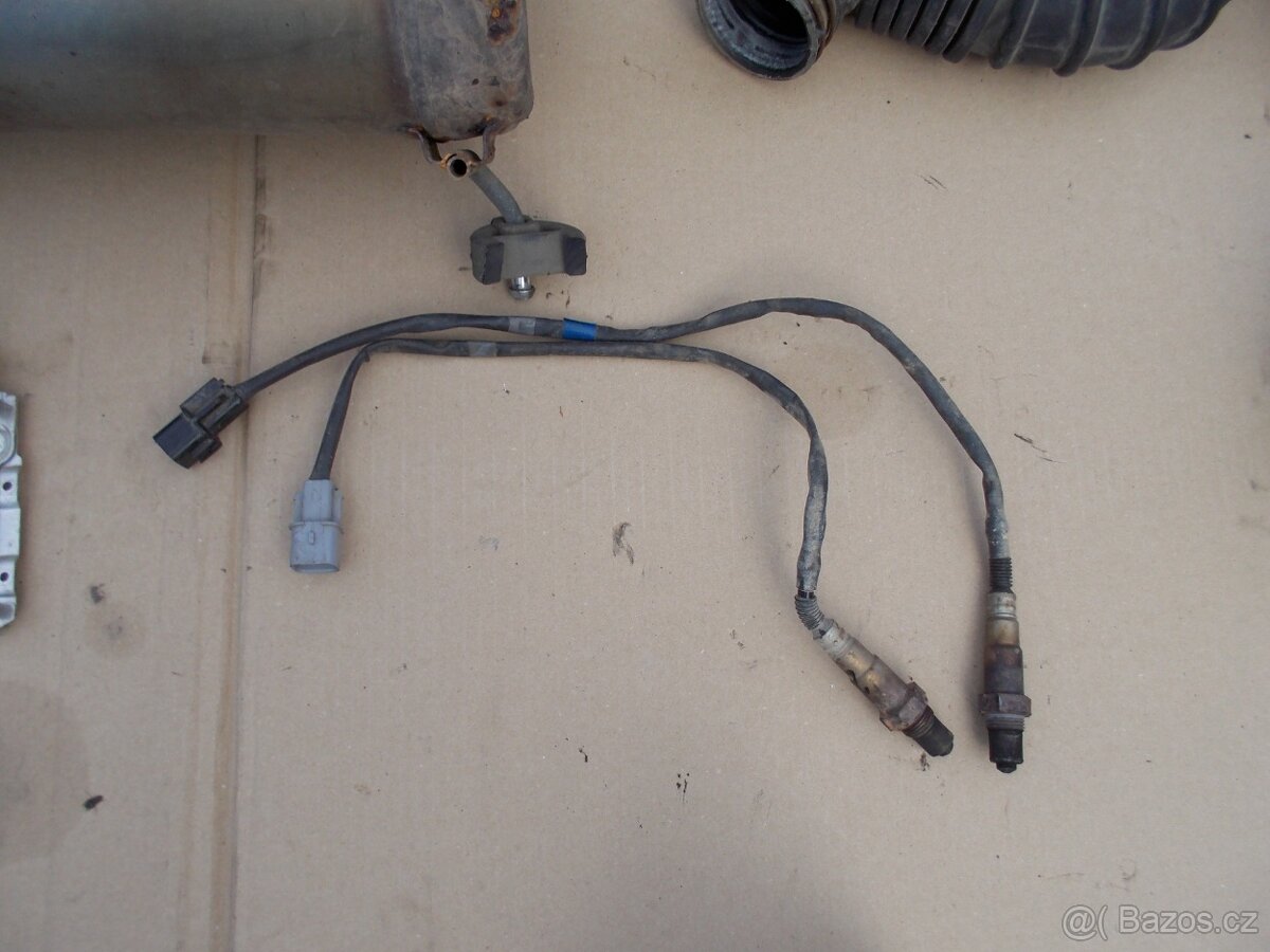 Díly 3. Hyundai ix20 - 12