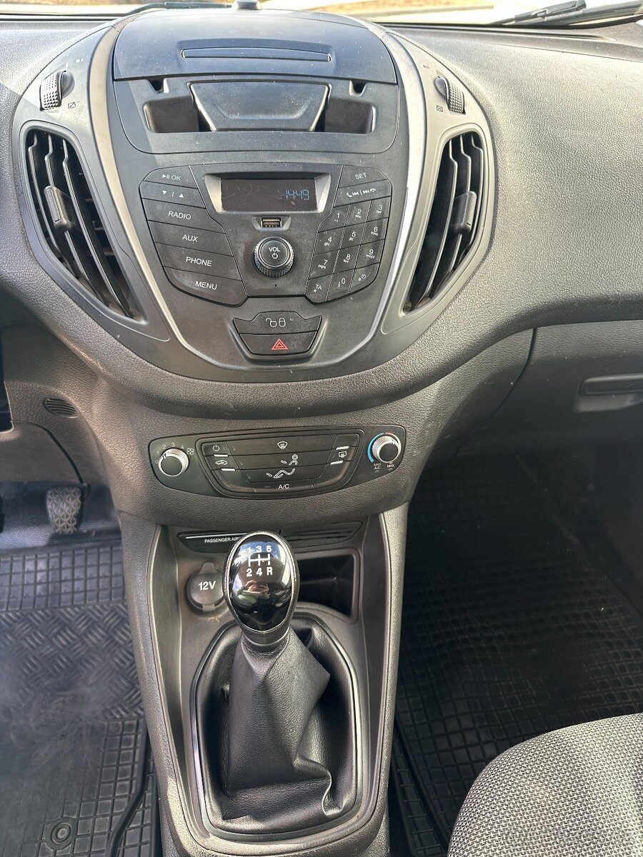 Ford Transit Courier 1.0i 74kw, ČR, po 1.maj, nová STK - 12