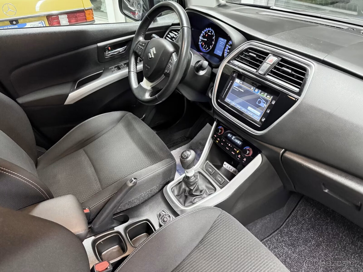Suzuki SX4 S-Cross 1.4 Comfort Allgrip - navi,LED,temp,129PS - 12