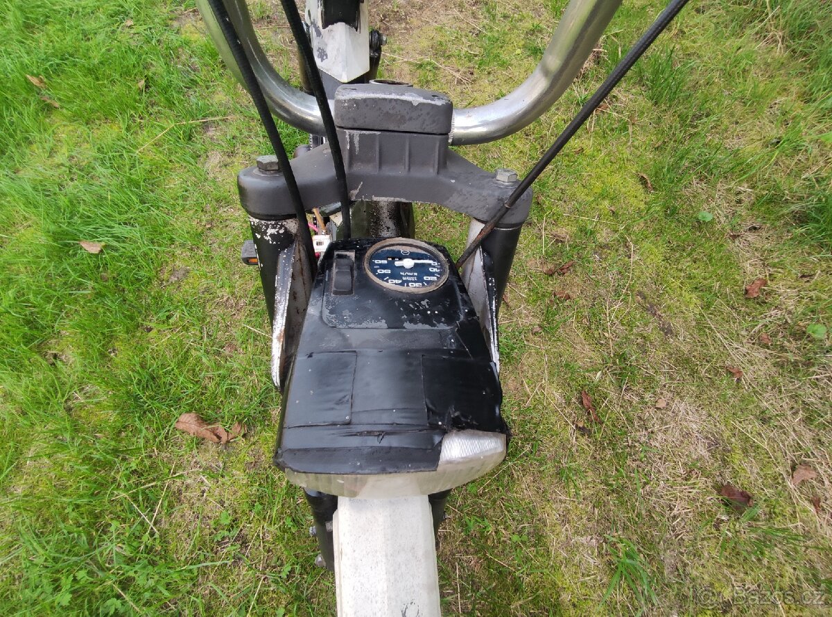 Gilera EC 1 Mini Moped - 12