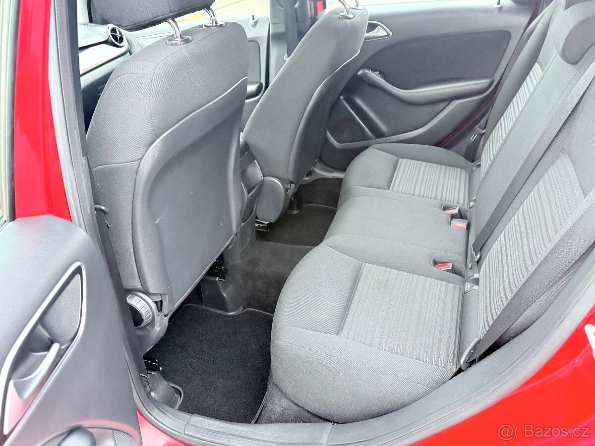 MERCEDES BENZ B180 1.6 BENZIN 2015 - 12