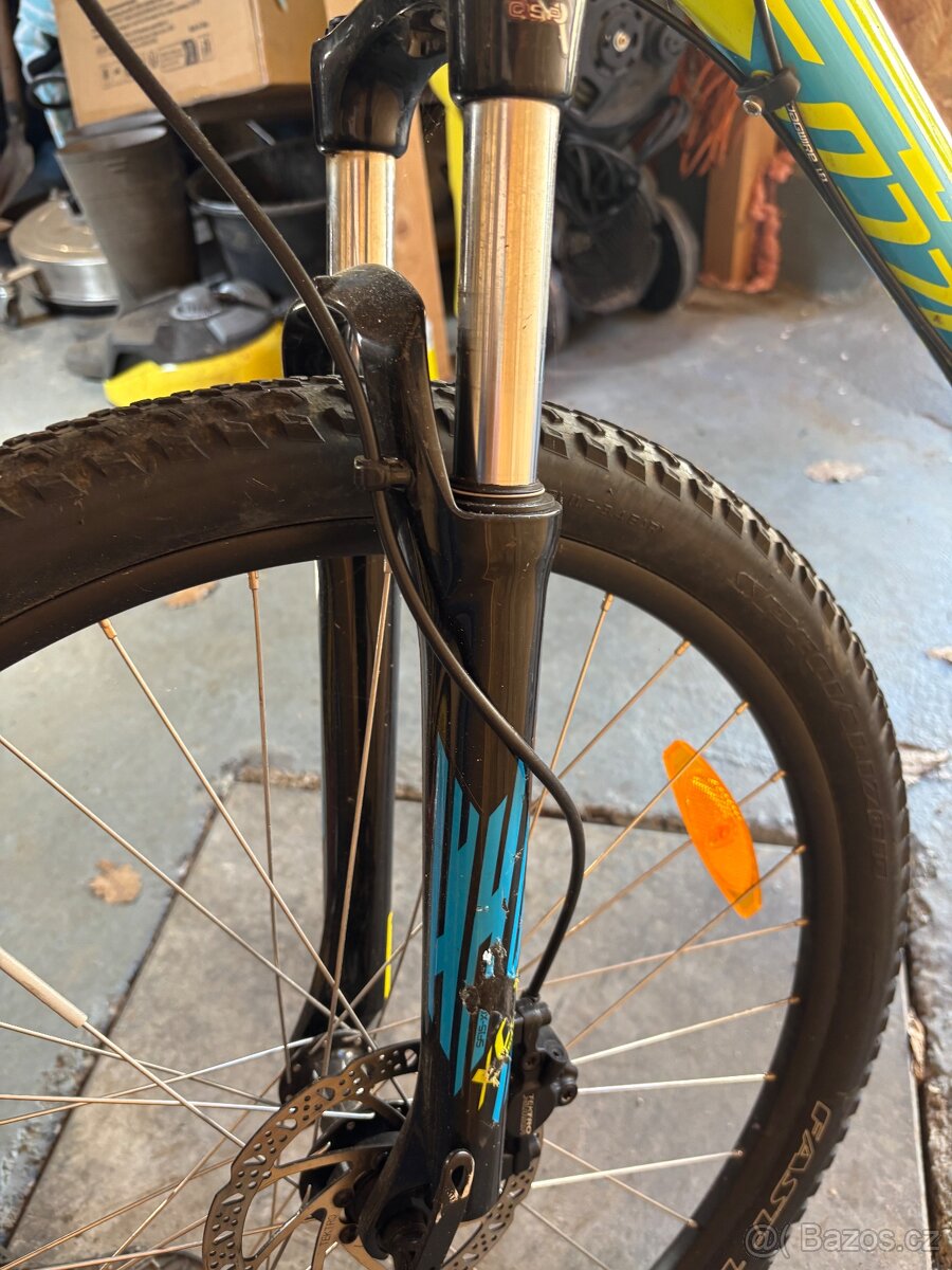 Horské kolo Specialized - 12