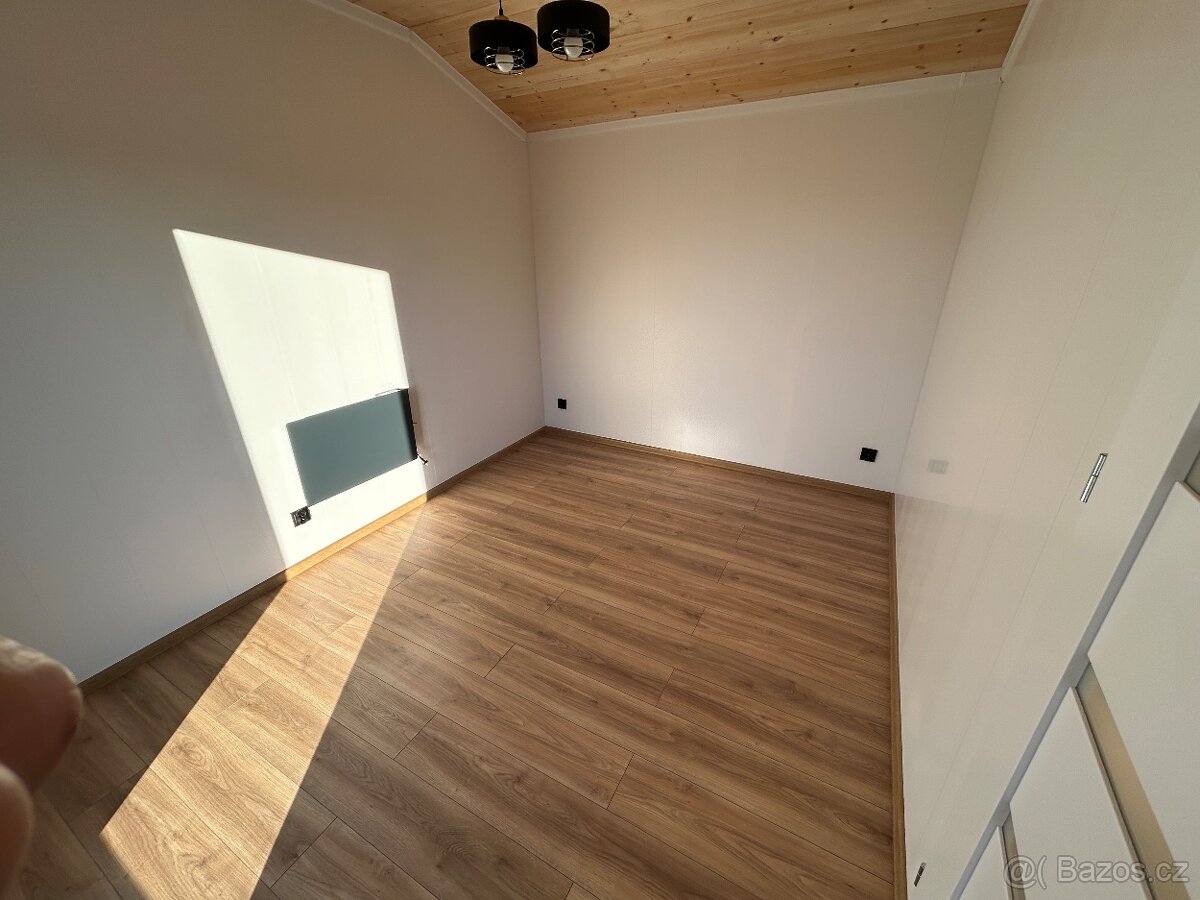 Pronajmu byt 3kk 48m2 Zatec ul. Lounská.Se zahradou na které - 12