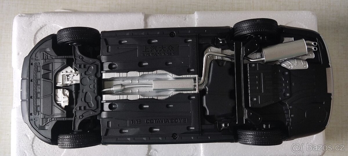 Škoda Octavia Scout III 1:18 - 12