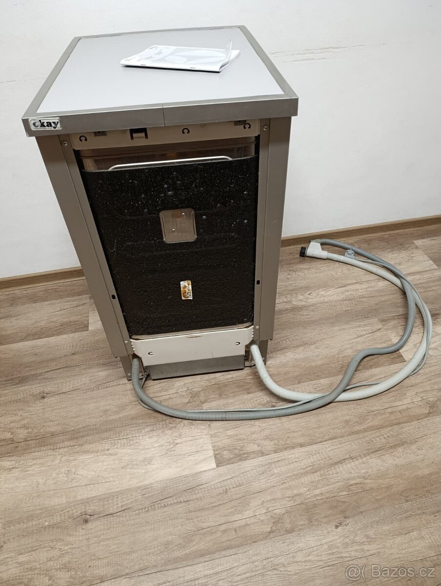 Myčka ELECTROLUX EnergySaver - nefůnkční na díly nebo opravu - 12