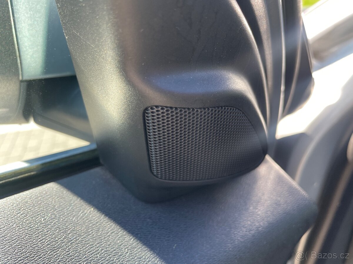 Volvo XC70 AWD MY2010 D5 151 kW automat - 12