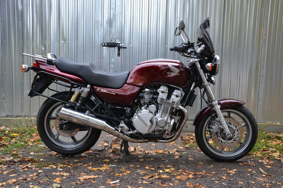 Honda CB750 SevenFifty - 12