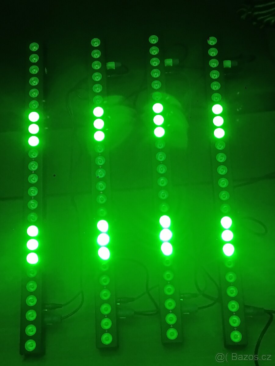Novinka...4 ks 24x12 Wat RGBW +dálk.ovl - 12