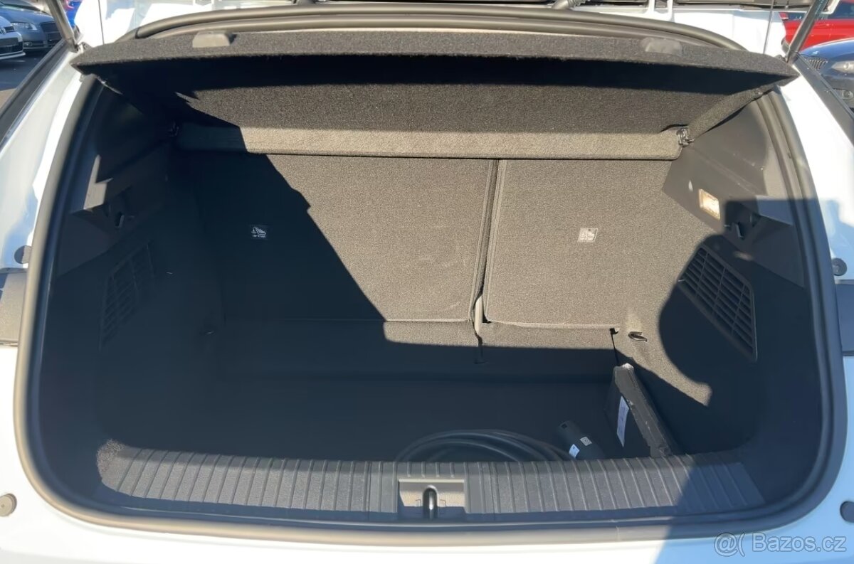 RENAULT MEGANE E-TECH EV60, 65kWh, ZÁRUKA, DPH, SOH 94.2% - 12