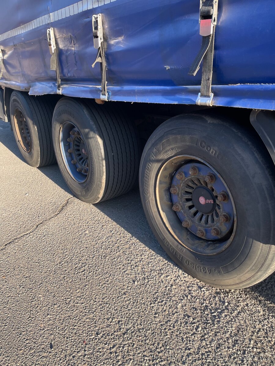 Valníkový návěs mega - 12