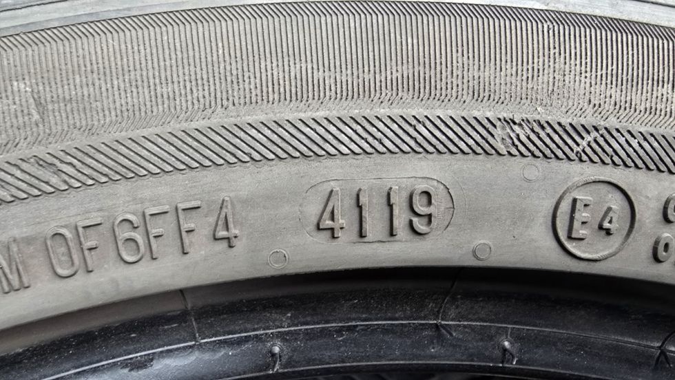 Letní pneu 225/45/17 Barum - 12