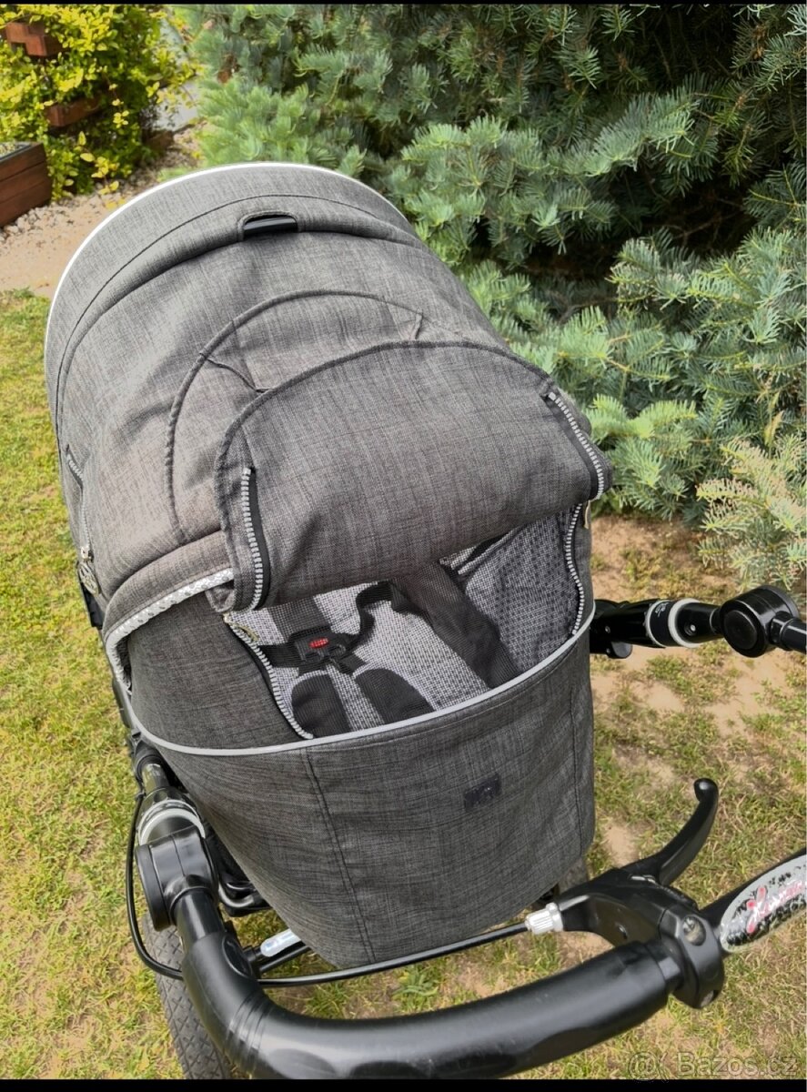 Kočárek Hartan - 12