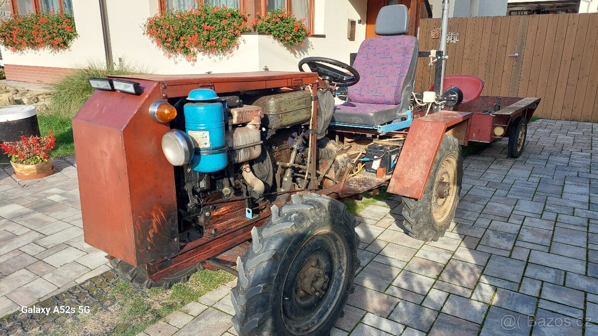 Malotraktor 4x4 - 12