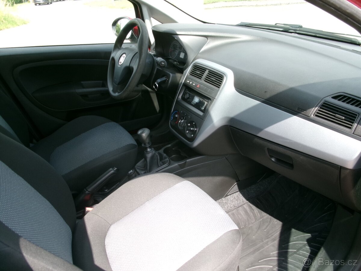 PRODÁM Fiat Punto 1.2i ČR 2xAIBAG ABS - 12