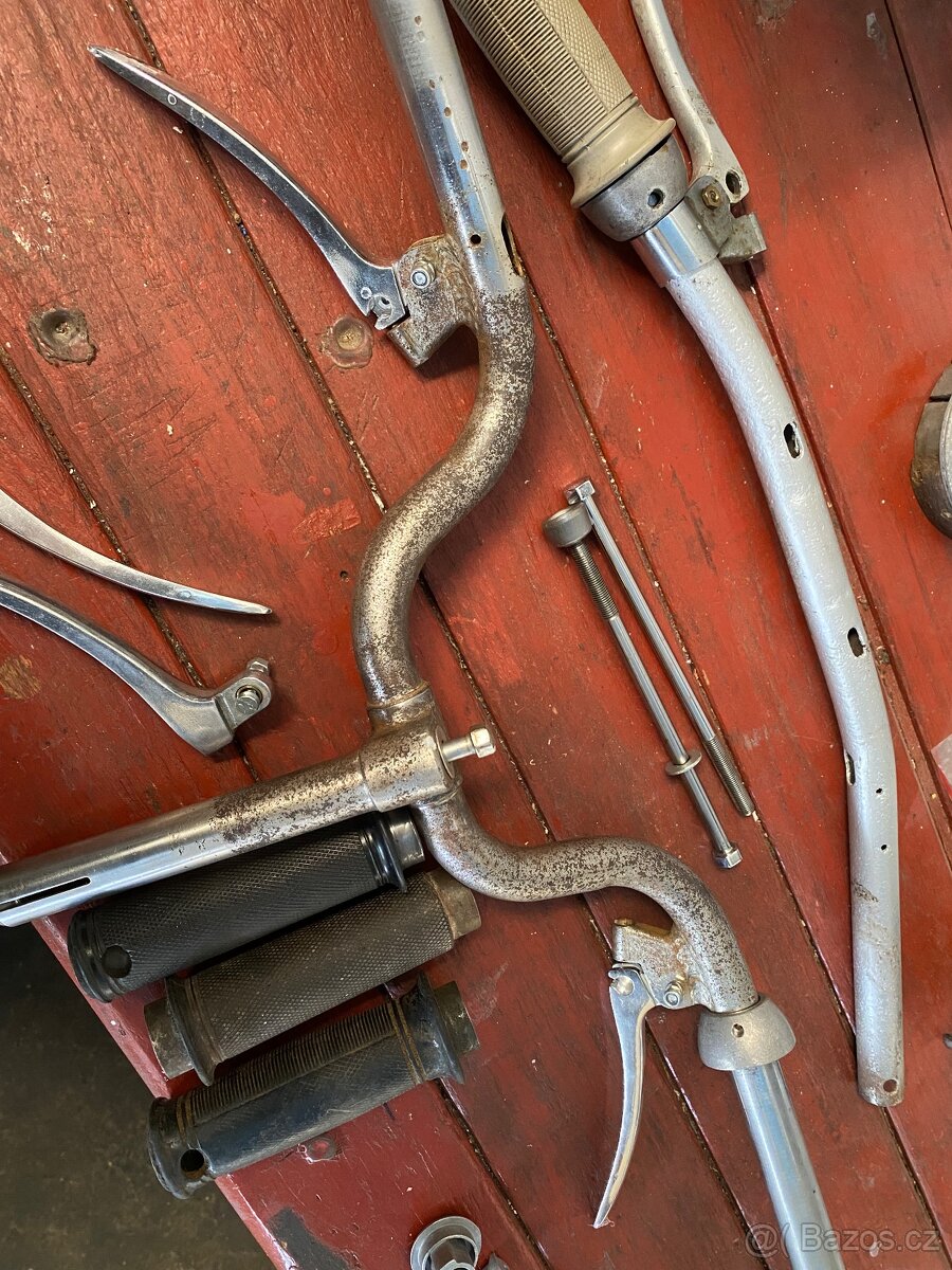 JAWA 550 Prsicka OR Parez 550 /555 - 12