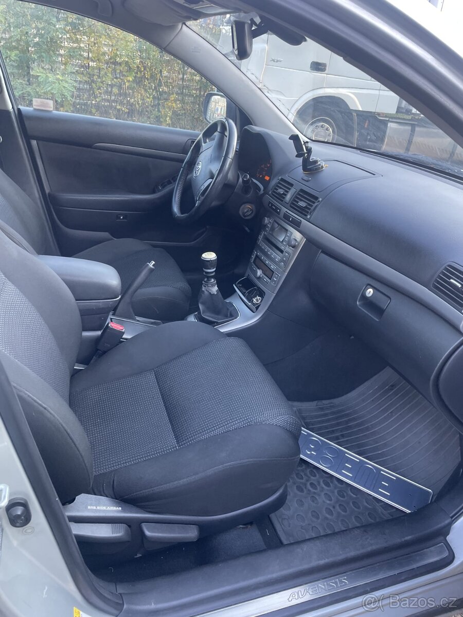 Toyota Avensis 2004 2.0 d4d 85kw - 12