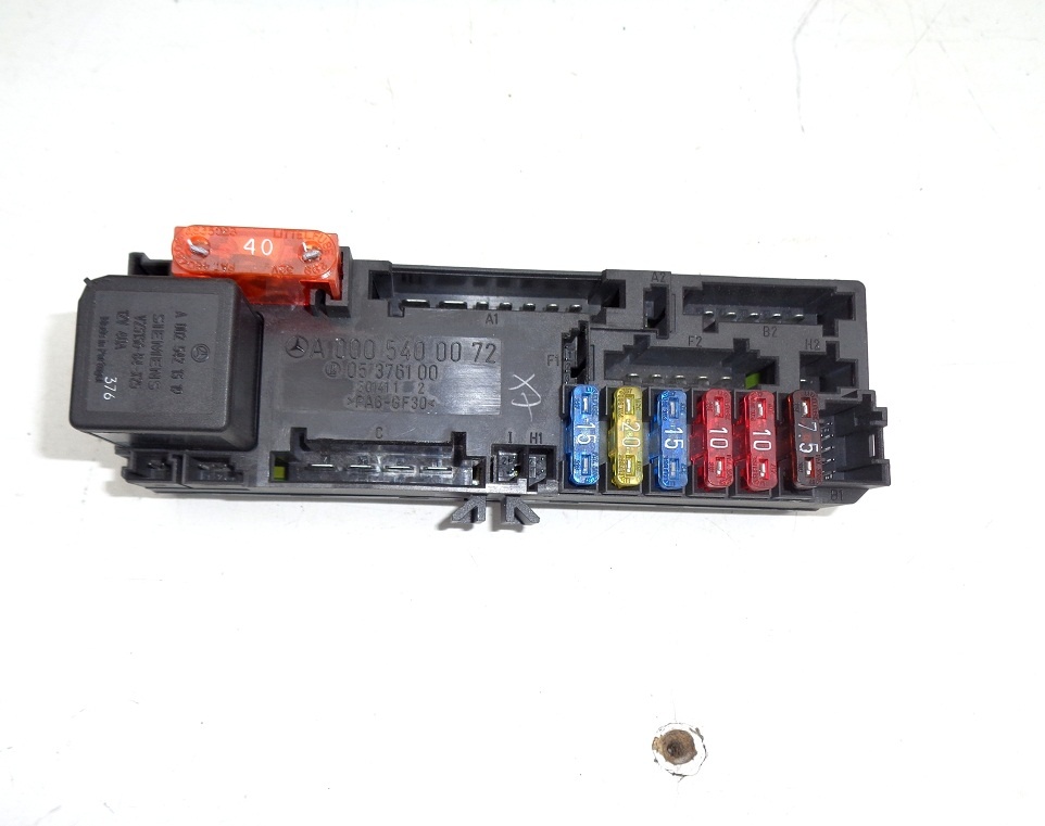 Mercedes C180 W202 náhradní díly - 12