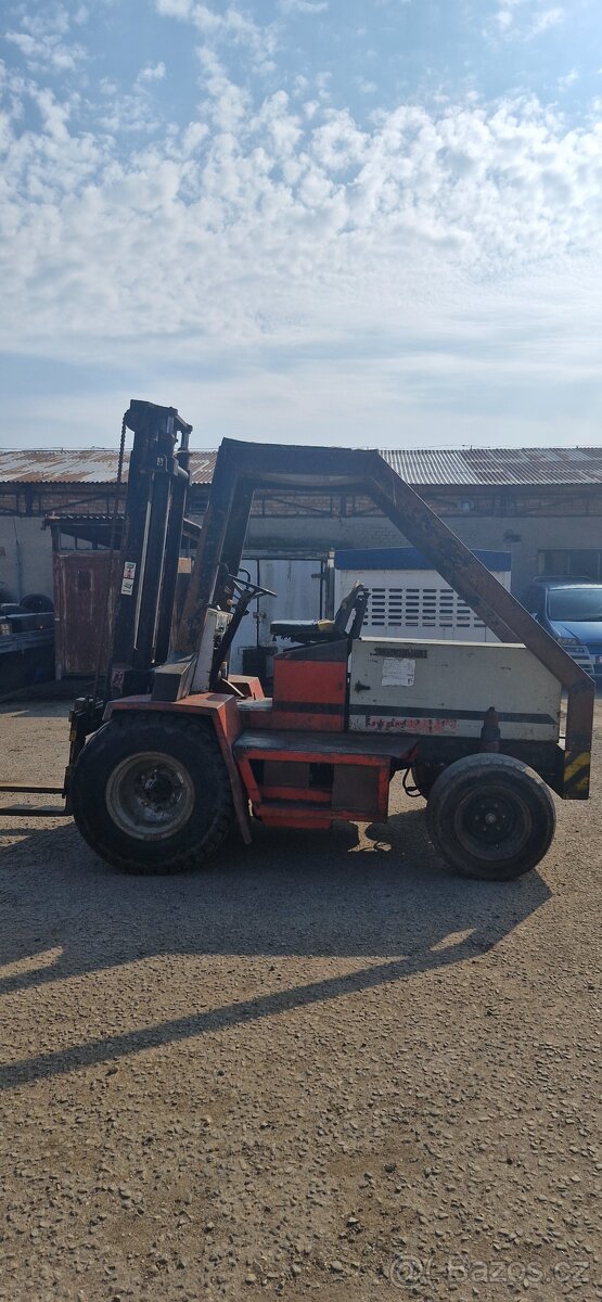 Teréní Desta VZV 3.5t - 12