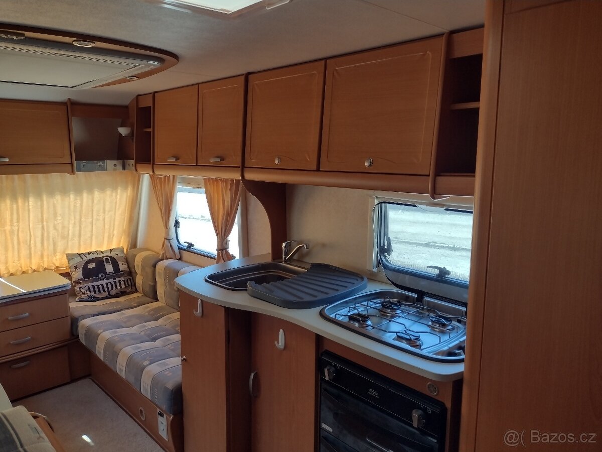 Karavan Bailey Ranger 550 ---6osob - 12