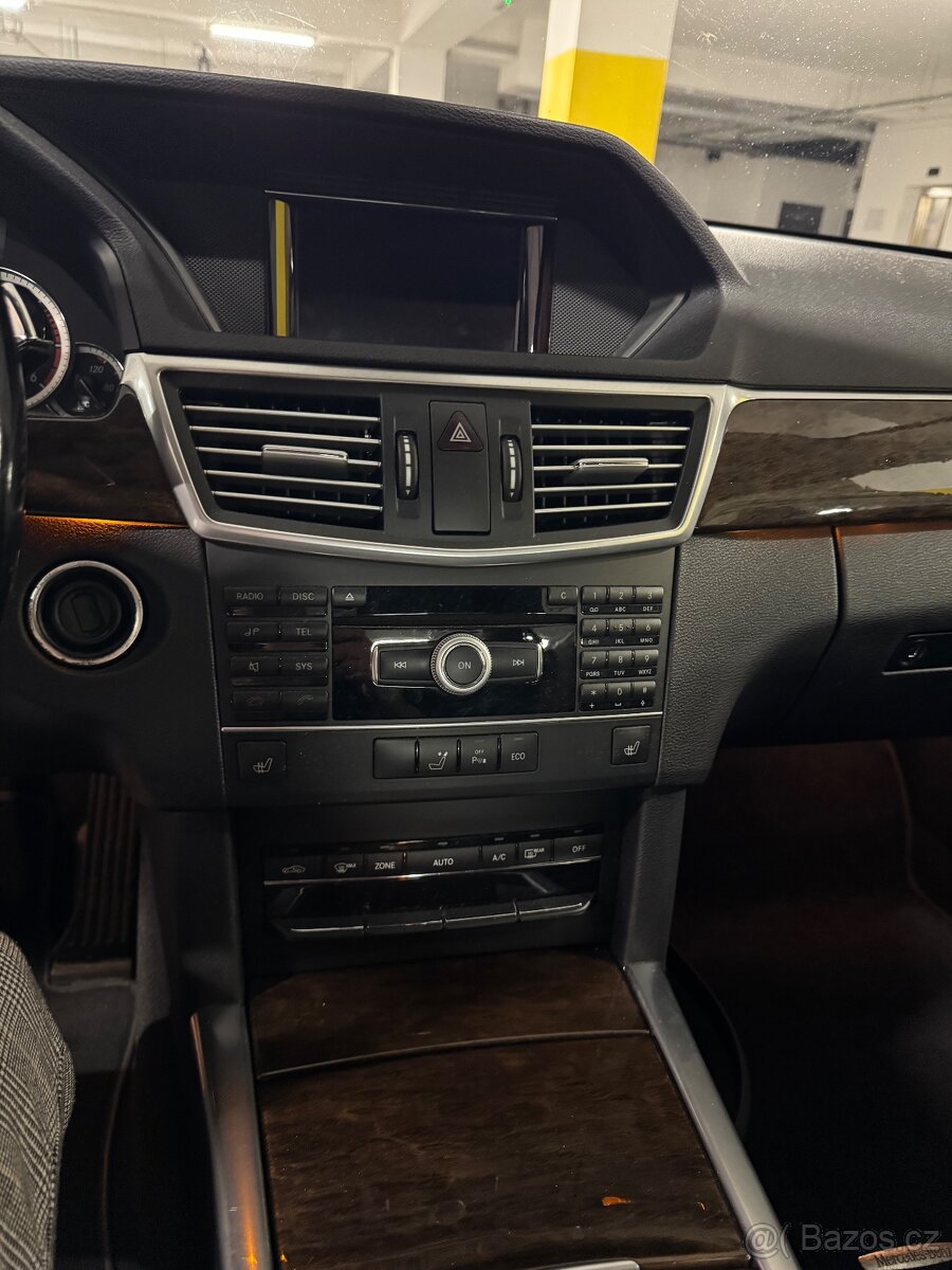 Mercedes e220 w212 rok. 2012 , 2,2 cdi - 12