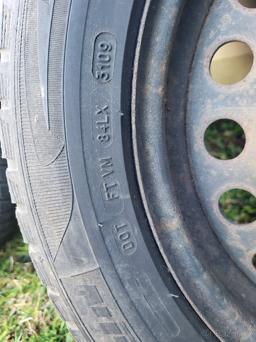 Zimní pneumatiky s disky původně na Ford Mondeo, a další - 12