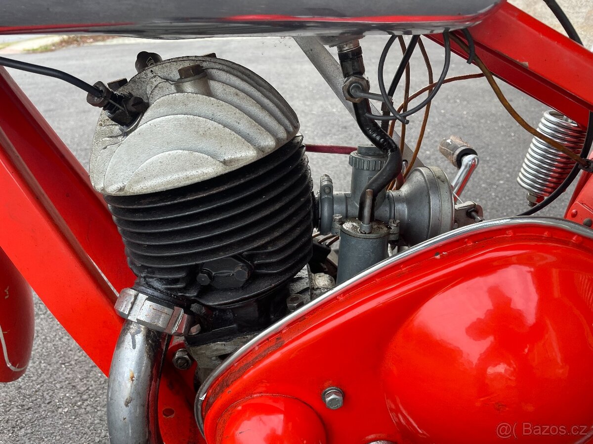 Jawa 250 Speciál - 12