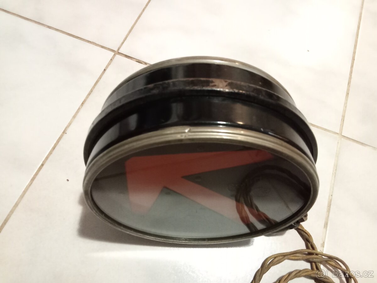 Směrová šipka na veterána - 12