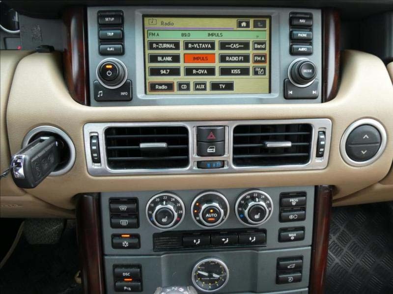 RANGE ROVER 3.6 / 2009 / 265 200 km - 12