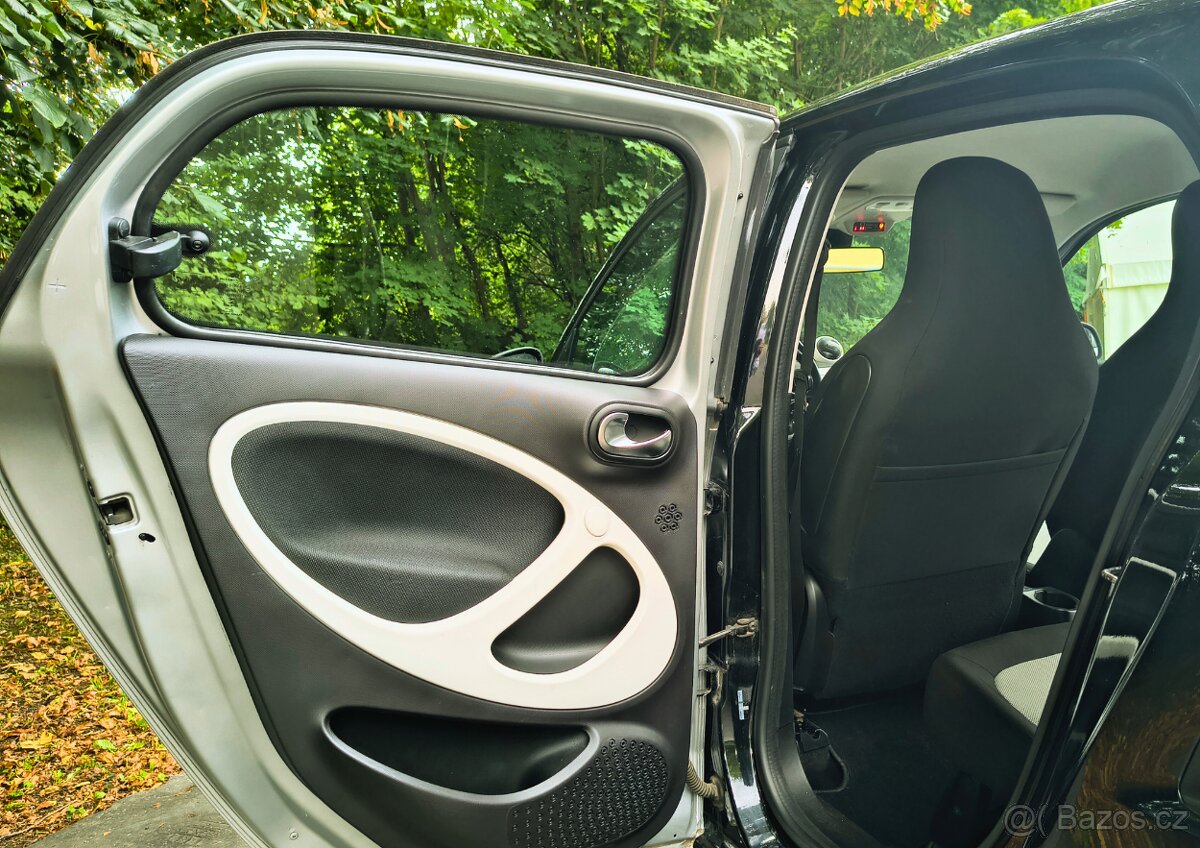 Smart ForFour Passion - ideálny parťák do mesta - 12