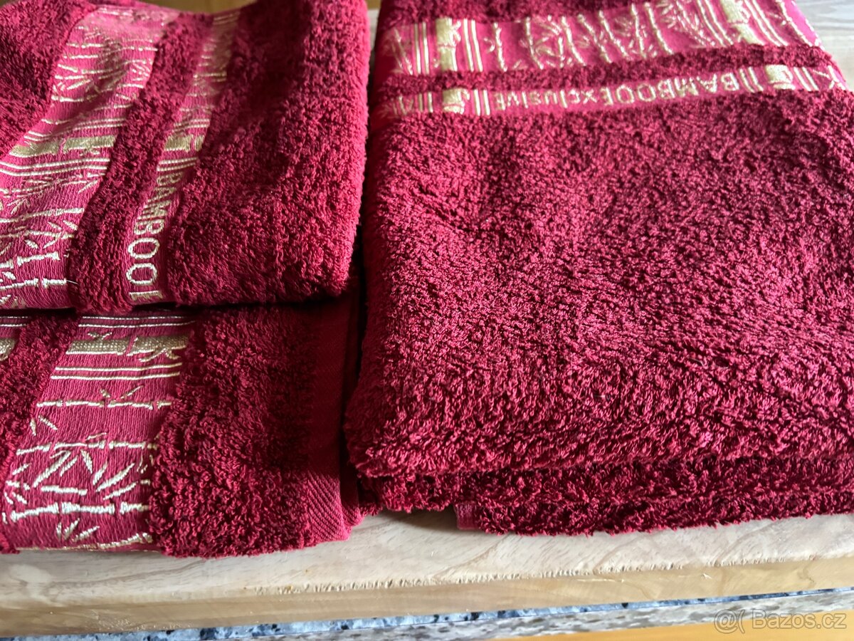 Ložní soupr. polstarky a povlaky, rucniky,osusky,deky. - 12