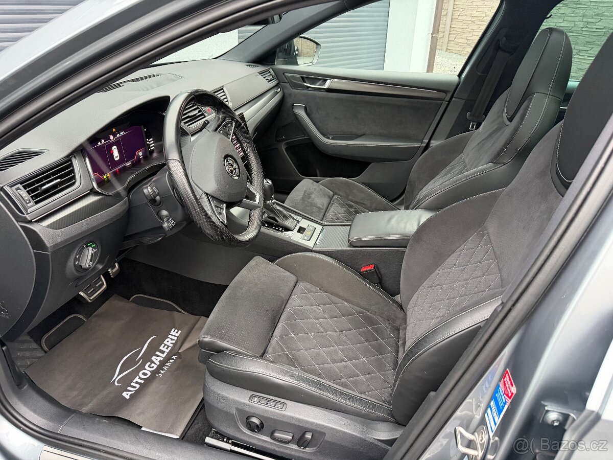 ŠKODA SUPERB SPORTLINE 2.0TSI 140KW TAŽNÉ cockpit m2021 - 12