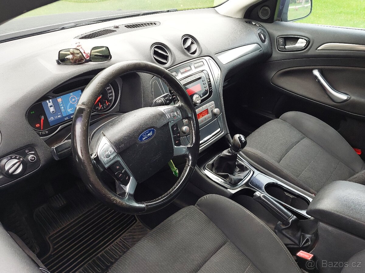 Prodám Ford mondeo Mk 4, 2.0i 107kw, titanium - 12