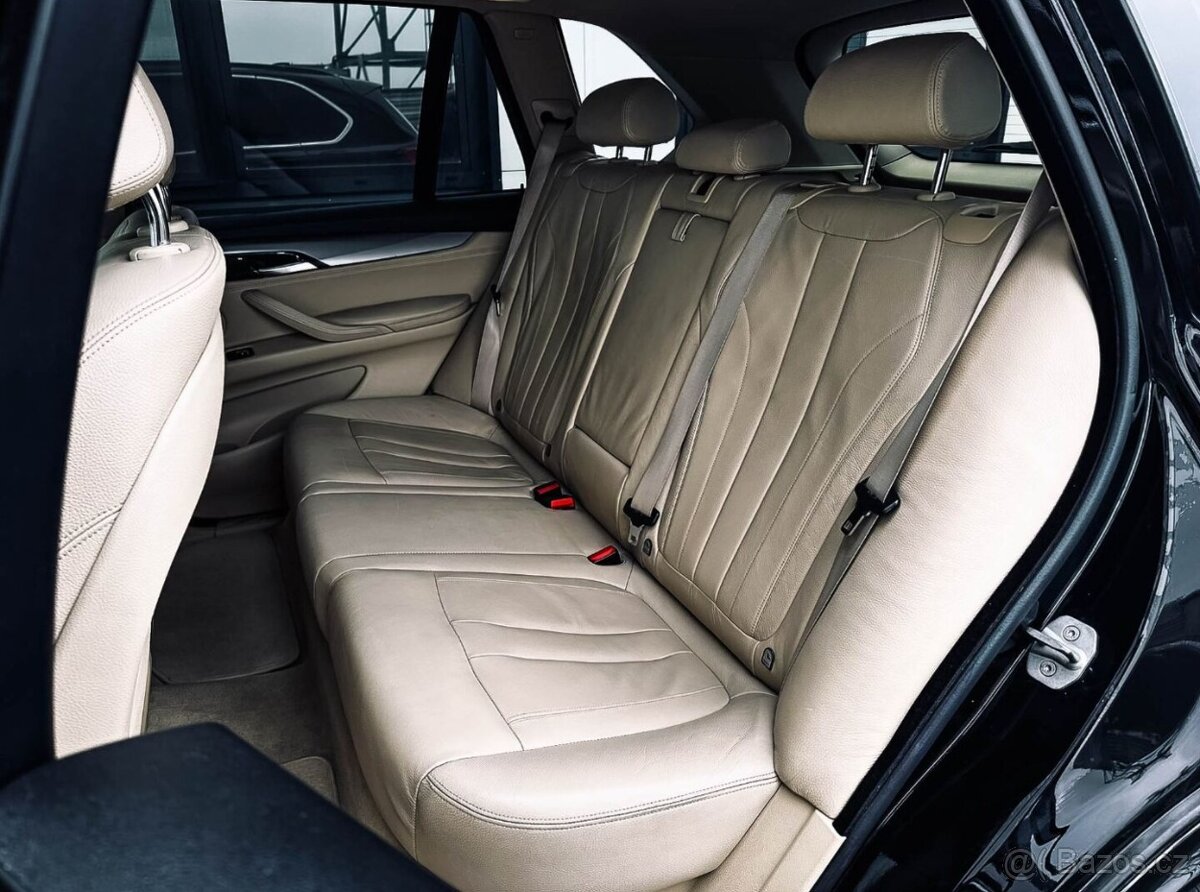 BMW X5 xDrive25d A/T 160kw - 12