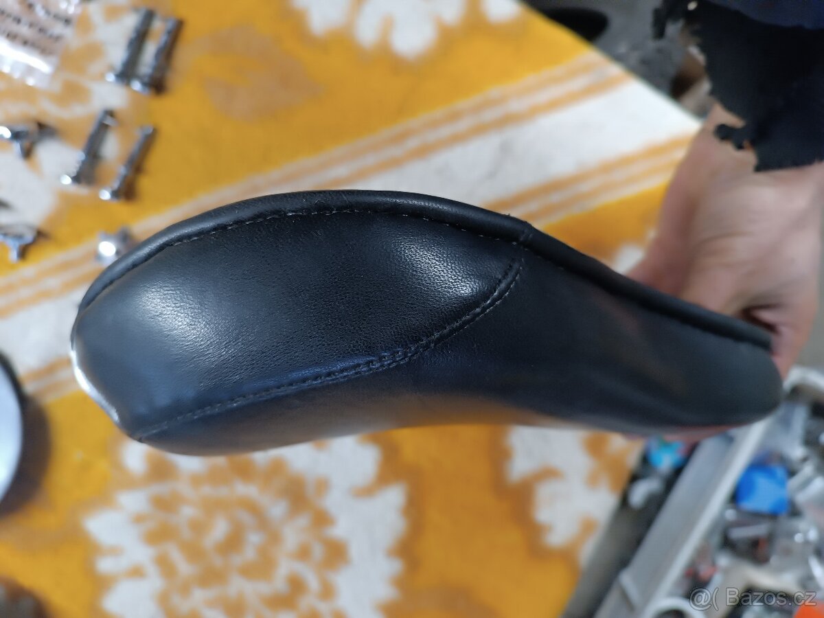 Pérák díly,šroub,sedlo,maska,světlo,štít,filtr,klic - 12