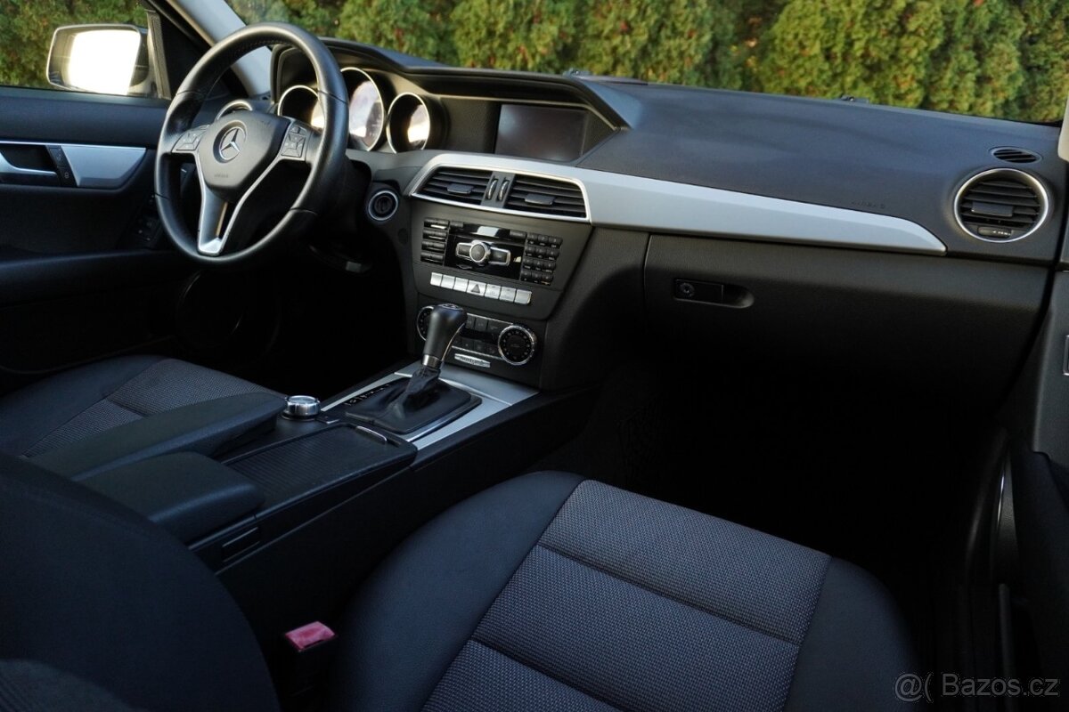 Mercedes-Benz C 220 C 220 CDI AVANTGARDE AMG PAC. - 12