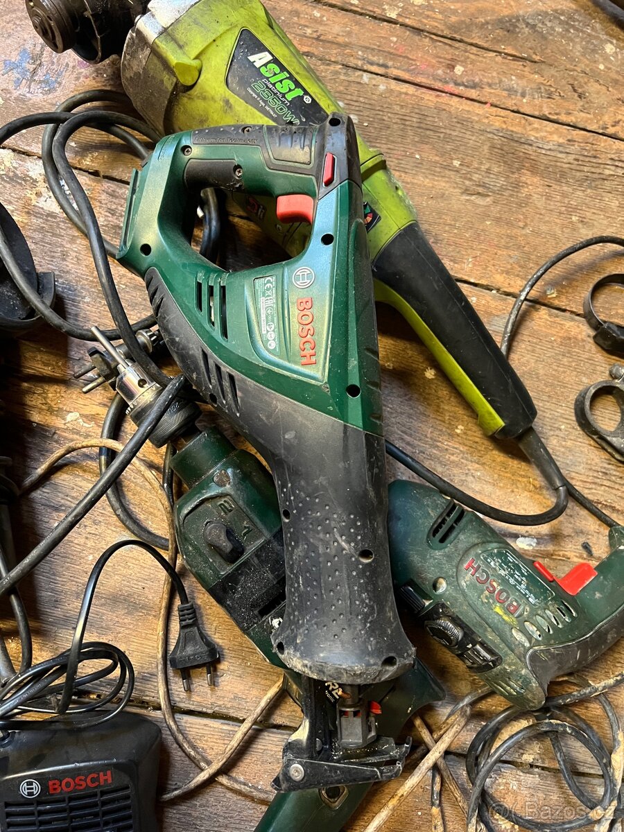 Staré nářadí na opravu/díly - 12