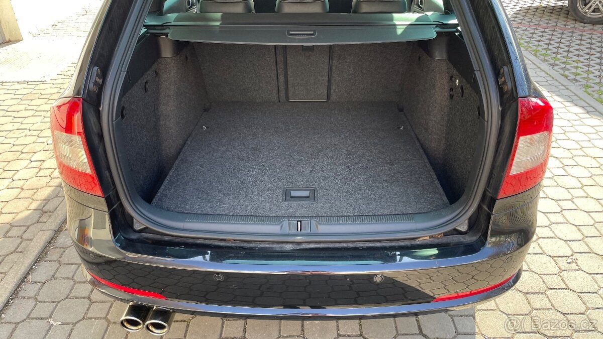 ŠKODA OCTAVIA 2.0TSI RS XENONY - 12