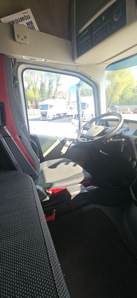 VOLVO FH 500 - TAHAČ NÁVĚSŮ - 12