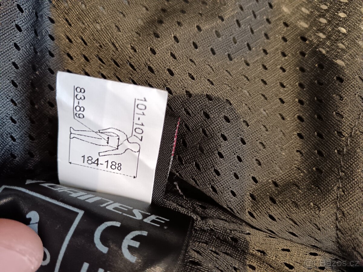 Dainese Laguna Seca 5-Pánská kožená moto kombinéza, dvoudíl - 12