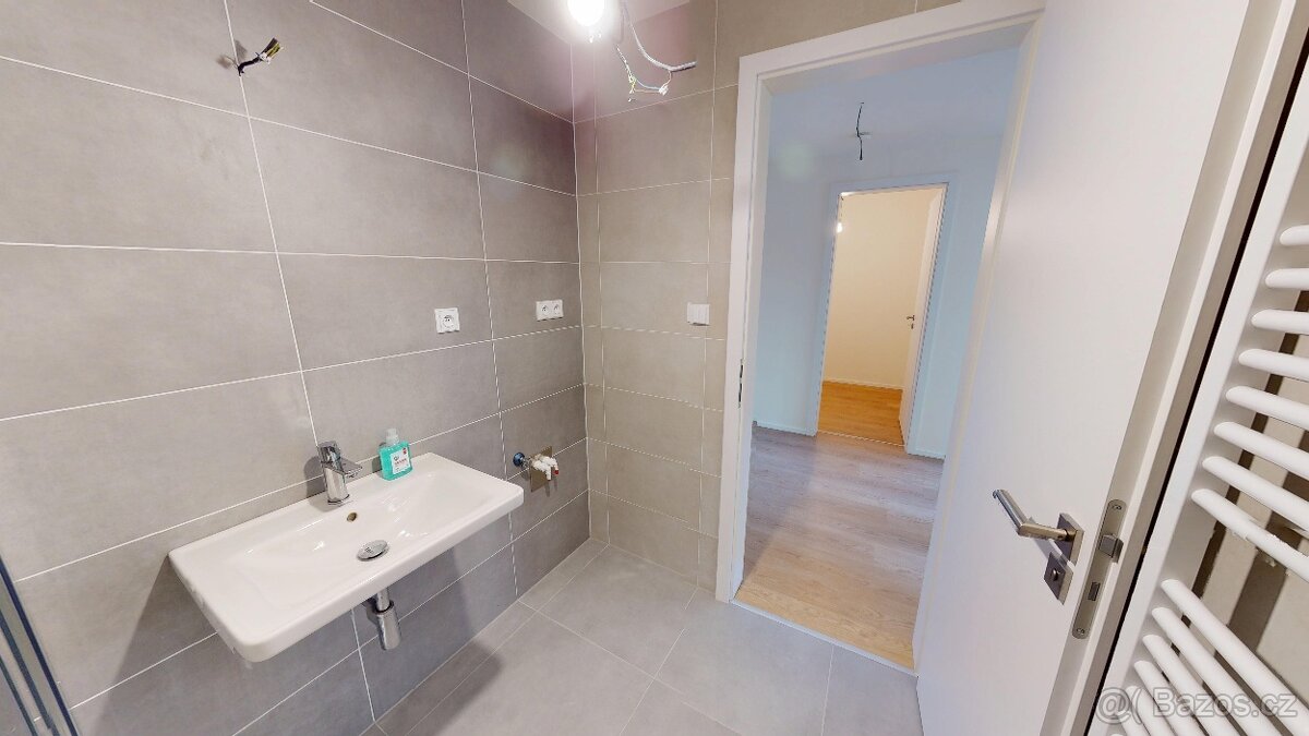 Pronájem bytu 2+kk v Brně, u centra, 56 m2, novostavba, balk - 12