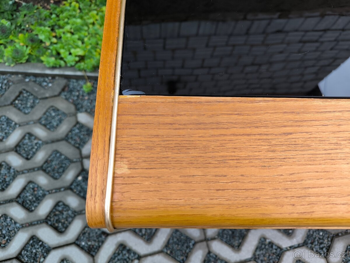 Retro komoda B. Landsman a H. Nepožitek - 60. léta - 12