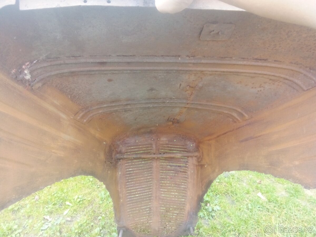 Kapoty Tatra 57 A a Tatra 75 - 12