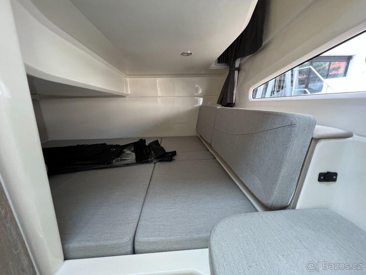 QUICKSILVER Activ 805 WEEKEND + MERCURY F 225 V6 EFI EXLPT D - 12