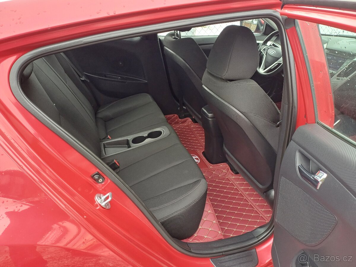 RARITKA Hyundai Veloster 1.6...71050km - 12
