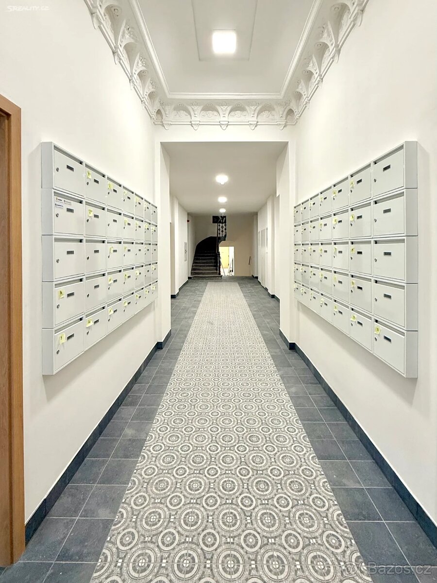 Pronájem bytu 1+kk 17 m² Sokolská, Praha - Nové Město - 12