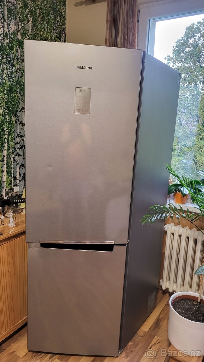 Kombinovaná lednice SAMSUNG - 12