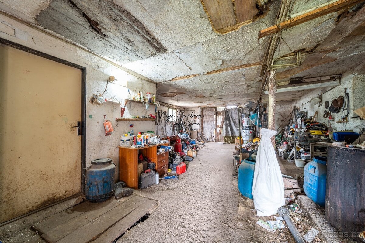 Prodej zemědělské stavby s bytovou jednotkou 3+kk v obci Úně - 12